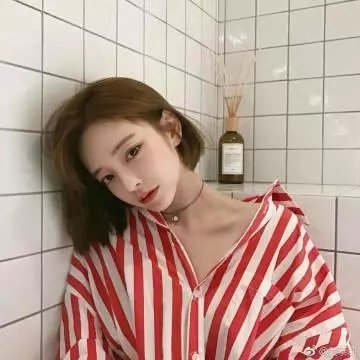 带剑的小孩